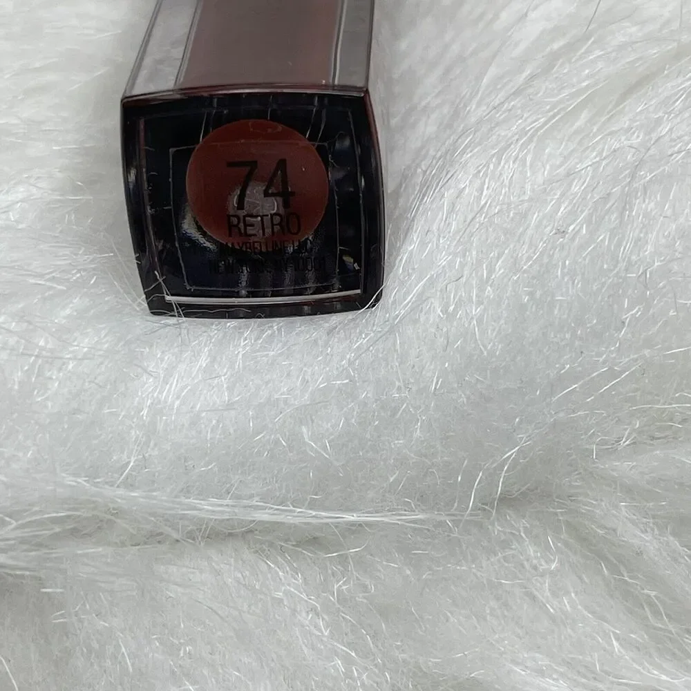 Maybelline New York Vivid Hot Lacquer Color Sensational Lip Gloss‎ (Retro #74)